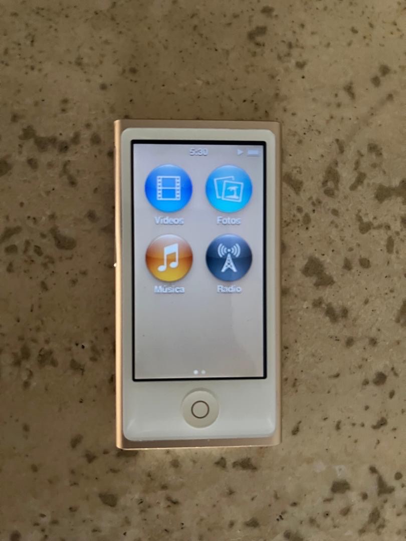 iPod nano 8GB
