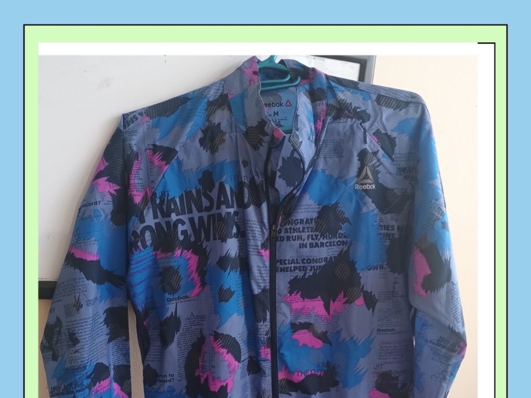 Chaqueta Reebok Talla M. Dama. Como nueva
