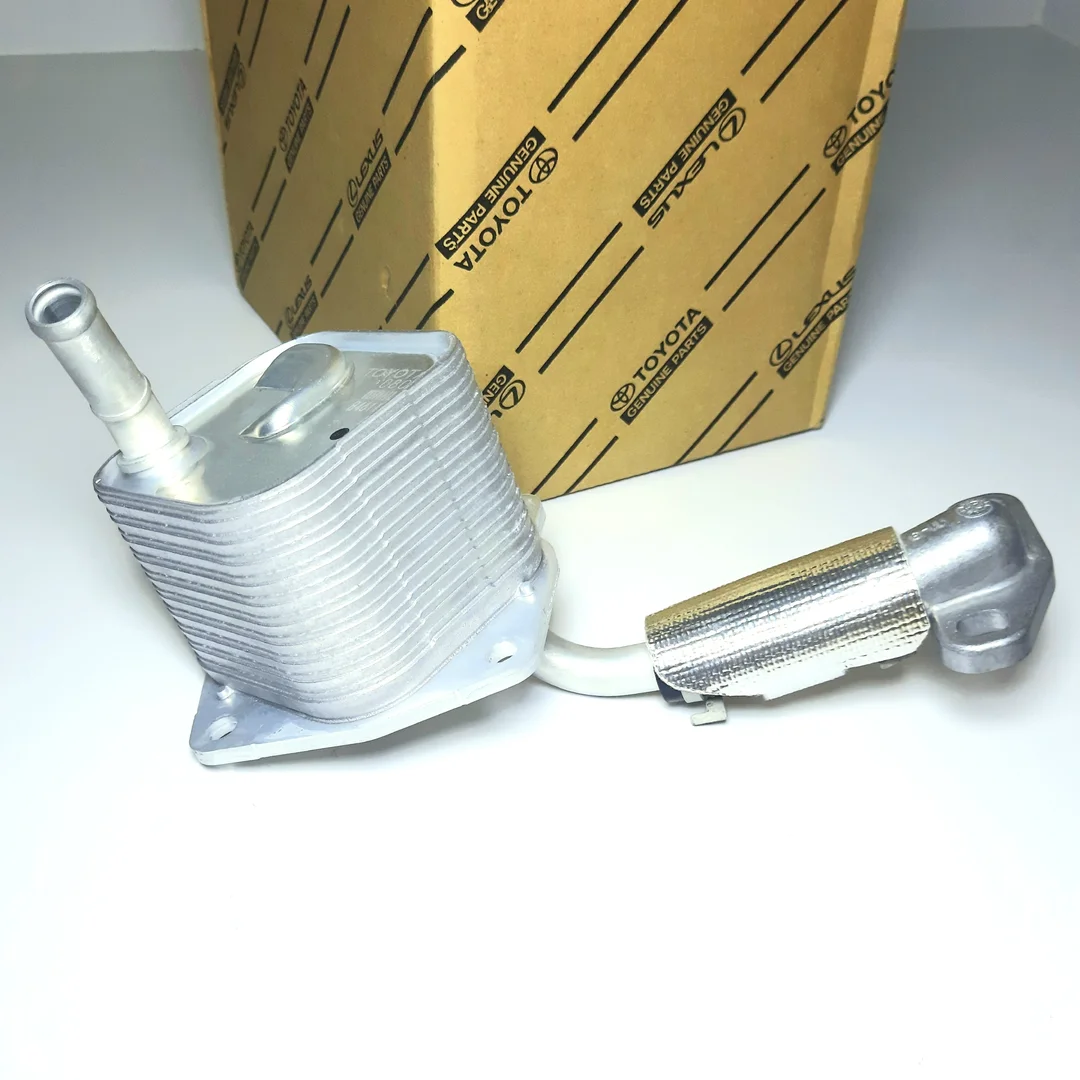 Enfriador de aceite de motor Toyota Hilux / Hiace / Coaster / Prado / Fortuner (1GD 2.8, 2GD 2.4)